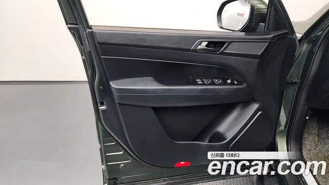 KGM Rexton 2022 thumb 6