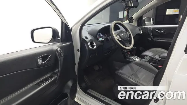 Renault QM5 2014 thumb 3