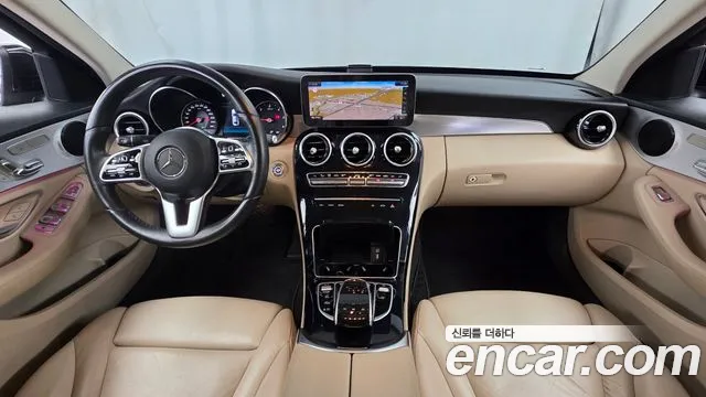 Mercedes-Benz C-Class 2020 thumb 7