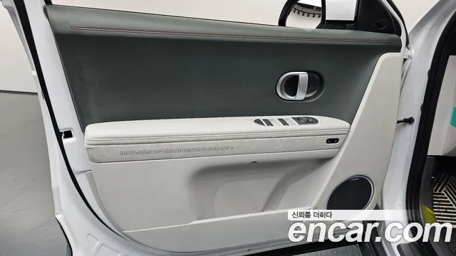 Hyundai Ioniq5 2022 thumb 5
