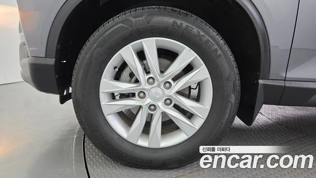 KGM Rexton 2019 thumb 12