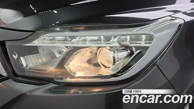 KGM Rexton 2019 thumb 6