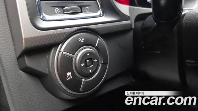 KGM Korando 2018 thumb 7