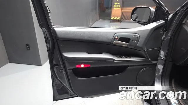 KGM Korando 2018 thumb 12