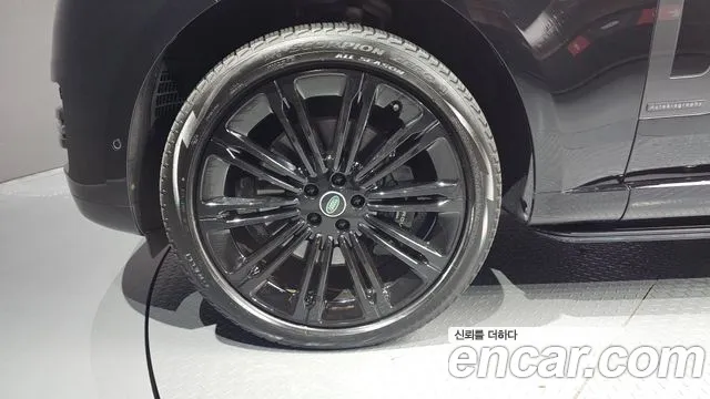 Land Rover Range Rover 2023 thumb 11