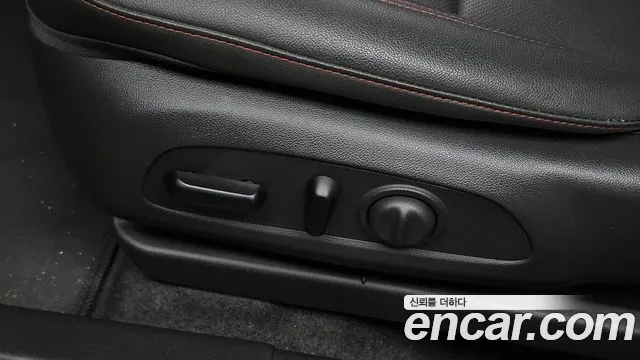 Chevrolet Tracker 2023 thumb 3