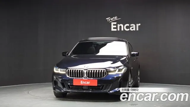 BMW 6 серии Gran Turismo 2021 thumb 9
