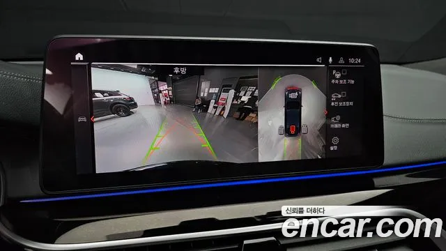 BMW 6 серии Gran Turismo 2021 thumb 2