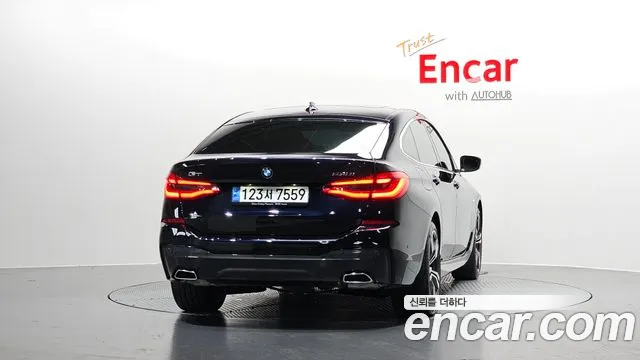 BMW 6 серии Gran Turismo 2023 thumb 8