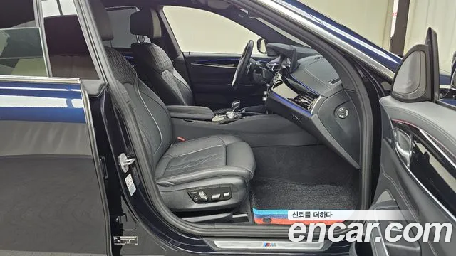 BMW 6 серии Gran Turismo 2023 thumb 6