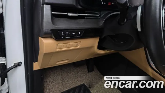Kia Carnival 2021 thumb 9
