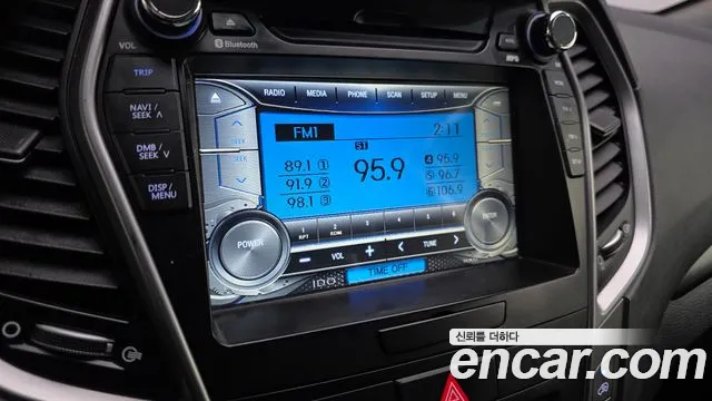 Hyundai Santafe 2016 thumb 11