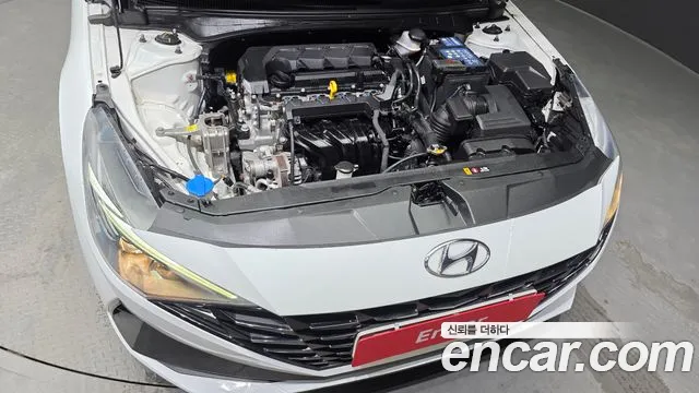 Hyundai Elantra 2022 thumb 9
