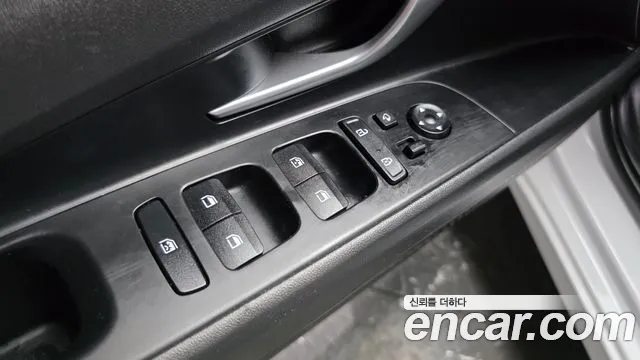 Hyundai Elantra 2022 thumb 11