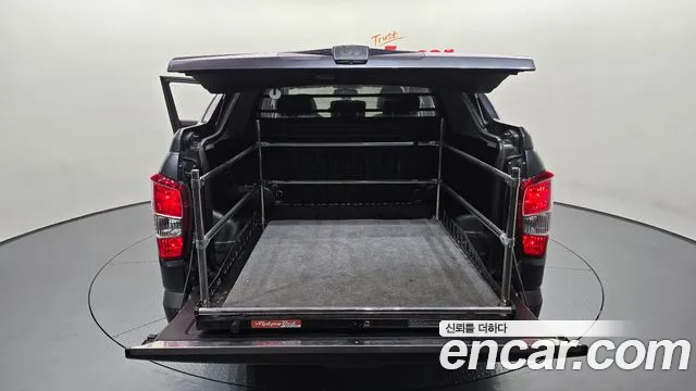 KGM Rexton 2019 thumb 4