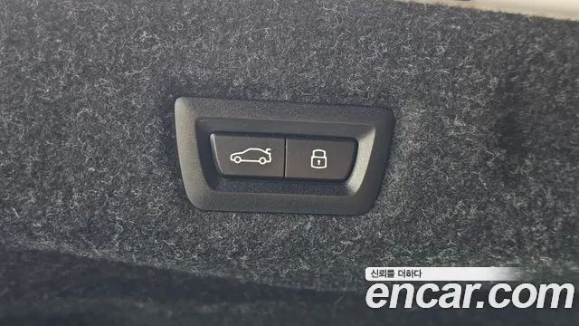 BMW 5 серии 2025 thumb 4