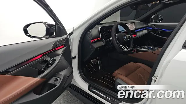 BMW 5 серии 2026 thumb 10
