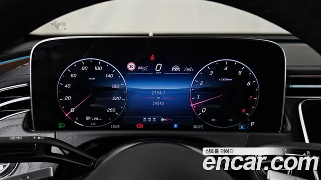 Mercedes-Benz E-Class 2025 thumb 5
