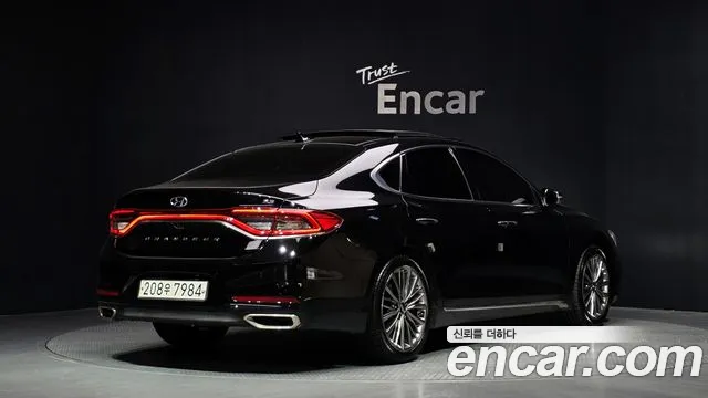 Hyundai Grandeur 2017 thumb 12