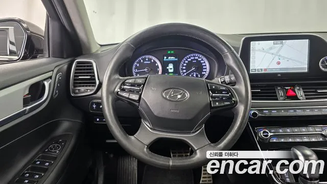 Hyundai Grandeur 2017 thumb 3