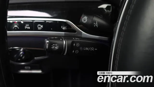 Mercedes-Benz S-Class 2015 thumb 3