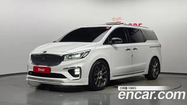 Kia Carnival 2018 thumb 5