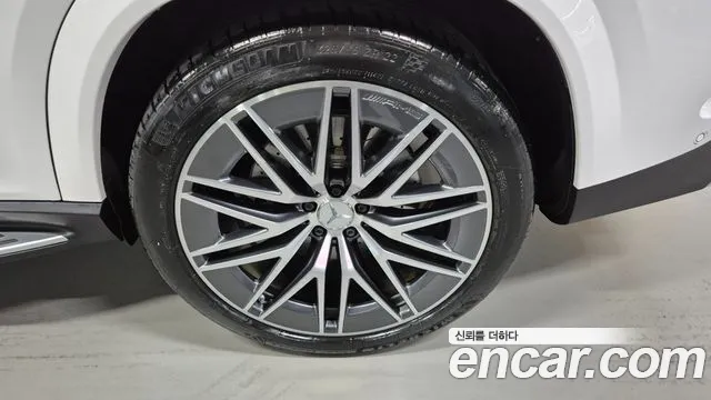 Mercedes-Benz E-Класс 2025 thumb 10