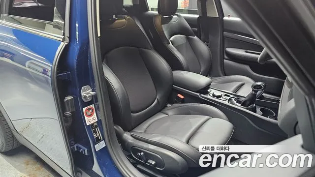 Mini Clubman 2016 thumb 6