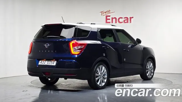 KGM Tivoli Air 2016 thumb 10