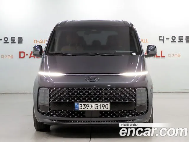 Hyundai Staria 2021 thumb 10