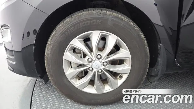 Kia Carnival 2018 thumb 9