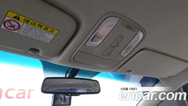 Kia Carnival 2018 thumb 4