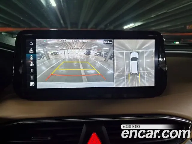Hyundai Santa Fe 2023 thumb 4