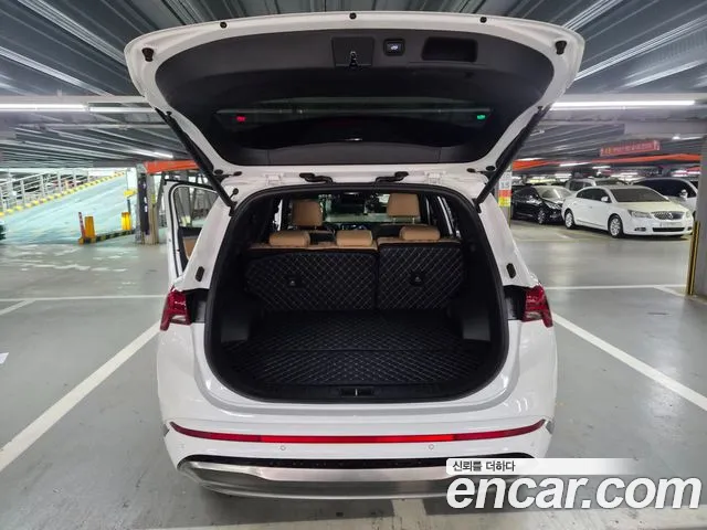 Hyundai Santa Fe 2023 thumb 3