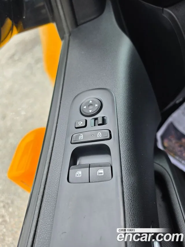 Hyundai Staria 2022 thumb 7