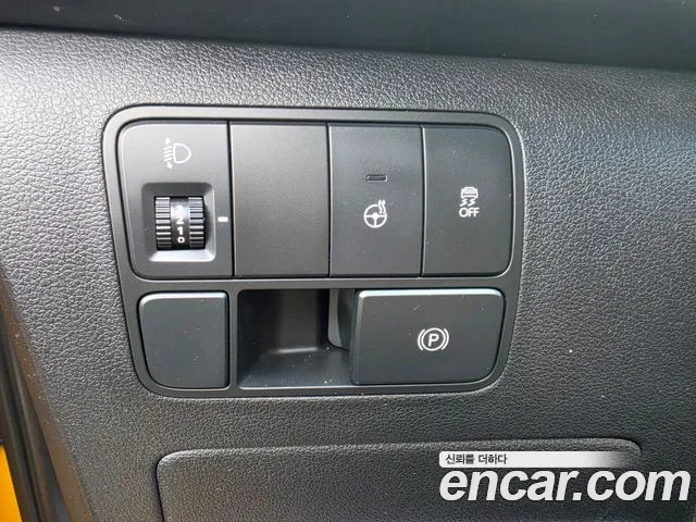 Hyundai Staria 2022 thumb 10