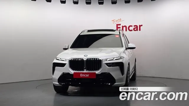 BMW X7 2024 thumb 12