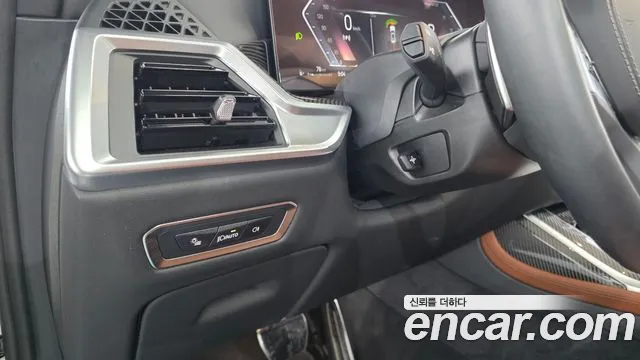 BMW X7 2024 thumb 7