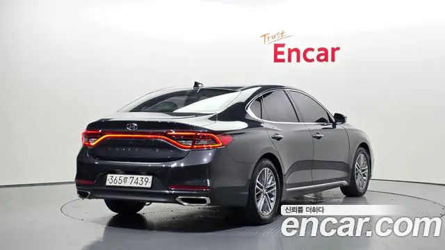 Hyundai Grandeur 2018 thumb 2