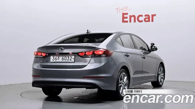 Hyundai Avante 2017 thumb 11