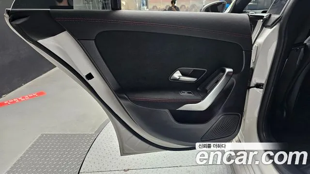 Mercedes-Benz A-Класс 2023 thumb 3