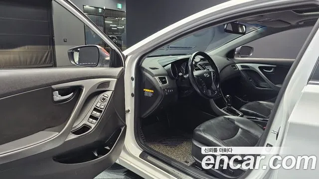 Hyundai Elantra 2014 thumb 8
