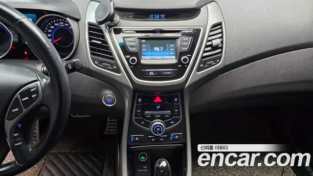 Hyundai Elantra 2014 thumb 10