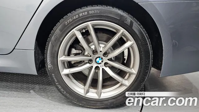 BMW 5 серии 2018 thumb 6