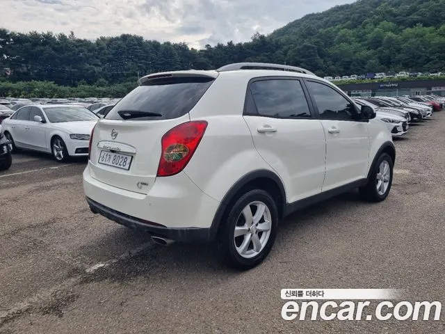 KGM Korando 2013 thumb 3