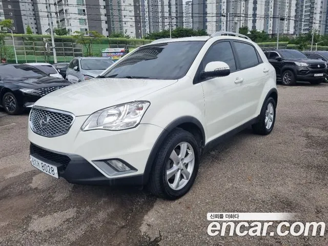 KGM Korando 2013 thumb 10