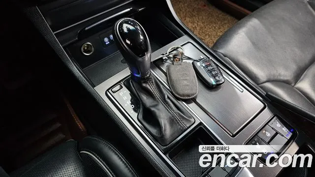 Hyundai Aslan 2016 thumb 2