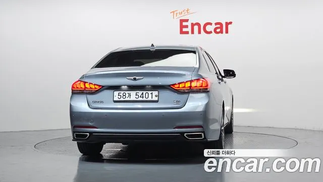 Hyundai Genesis 2015 thumb 3