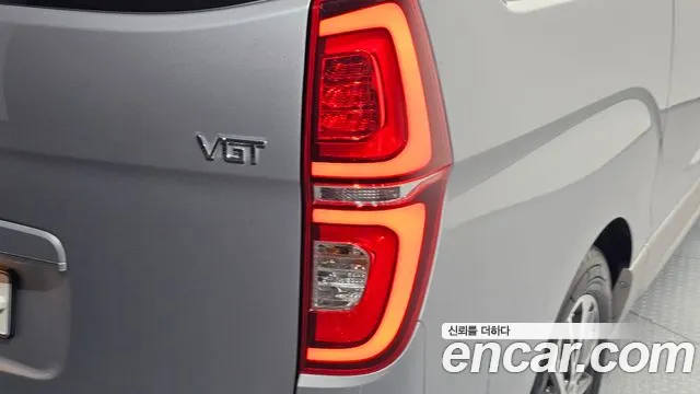 Hyundai Staria 2019 thumb 12