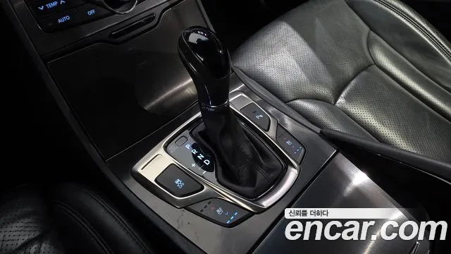 Hyundai Grandeur 2013 thumb 10